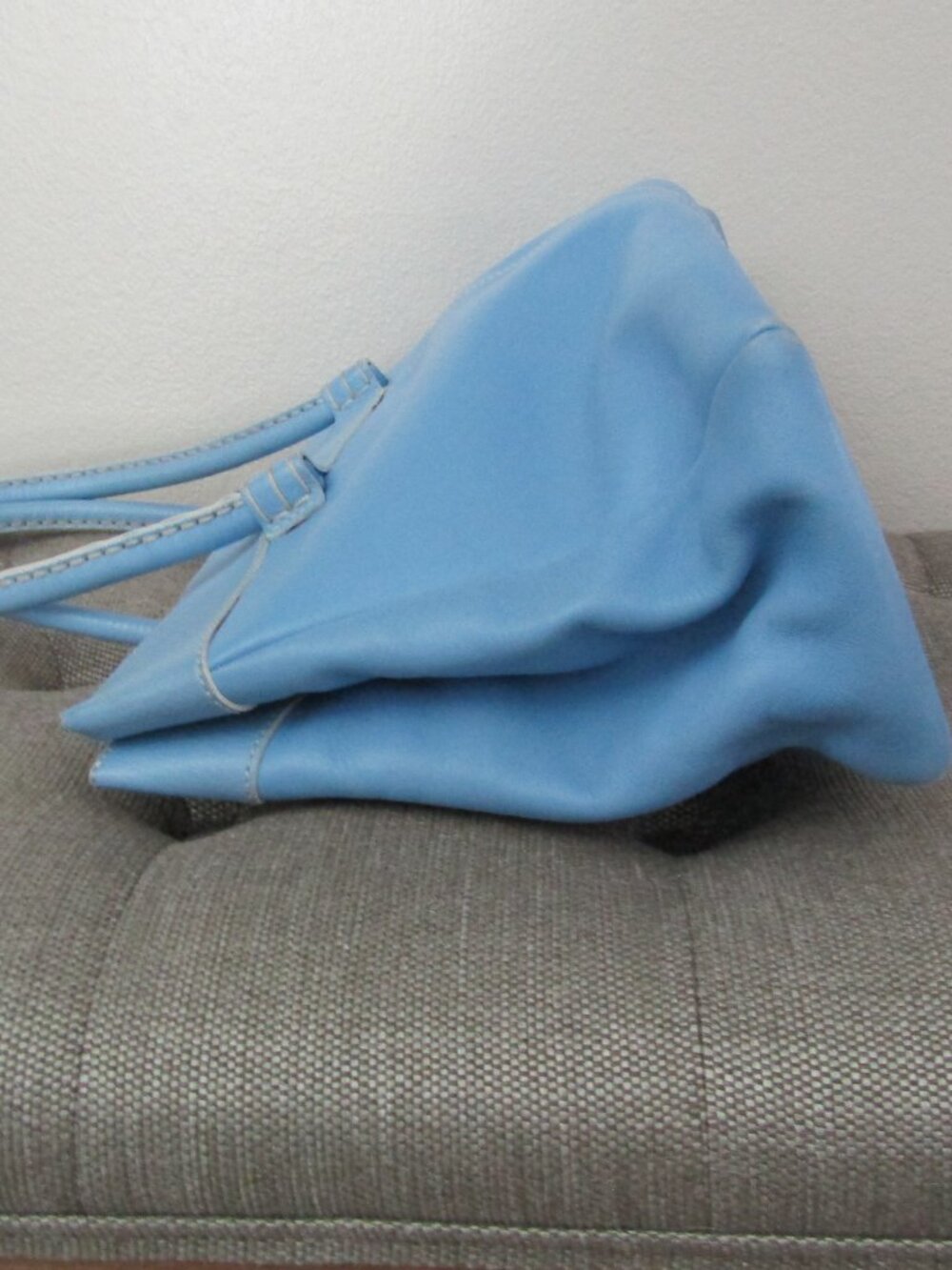 Tod's Powder Blue Leather Tote - Picture 5 of 16